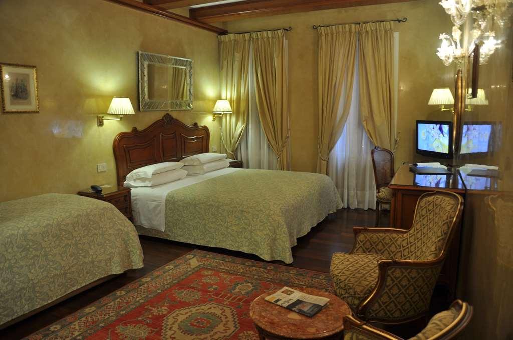 Hotel Bisanzio Venise Chambre photo